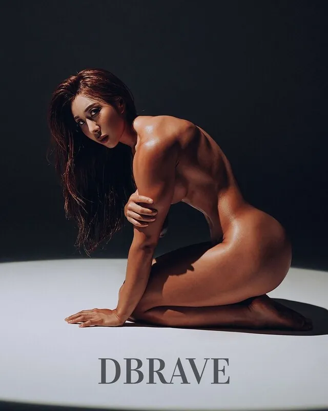 Helena_ifbbpro 라이브 캠