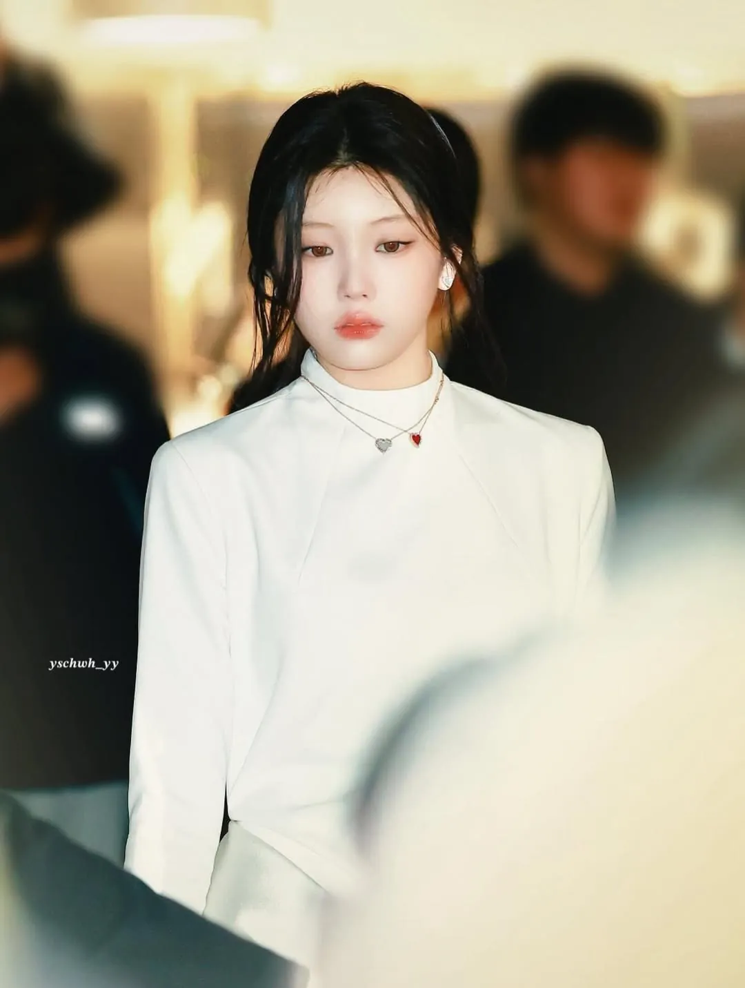 Wonhee - ILLIT 라이브 캠