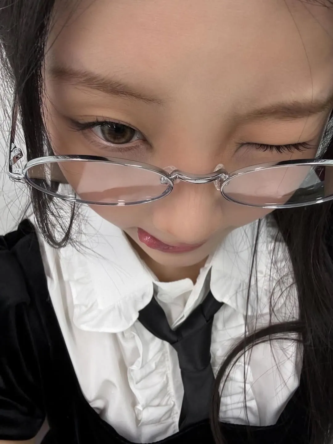 Wonhee - ILLIT 라이브 캠