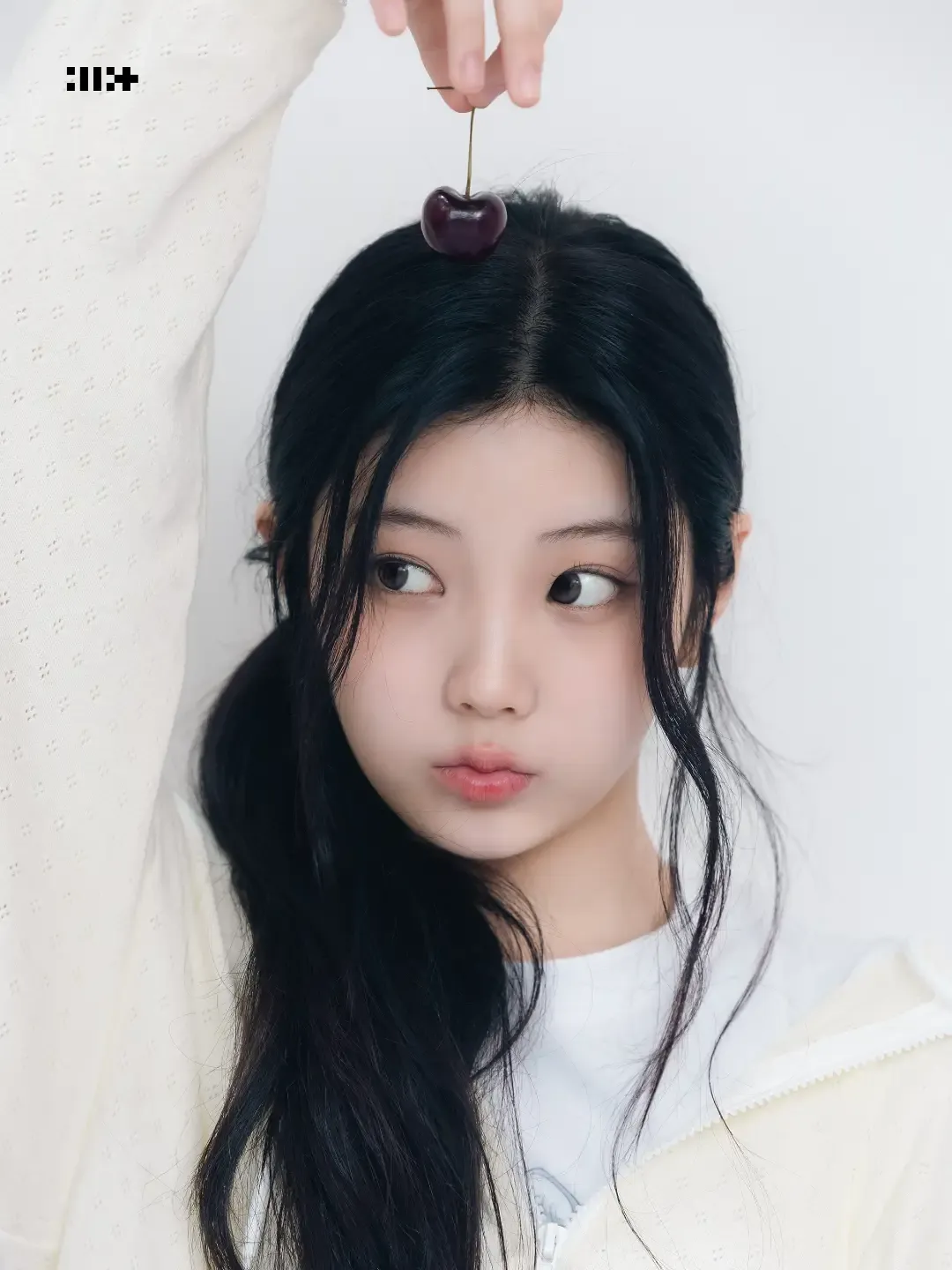 Wonhee - ILLIT 라이브 캠