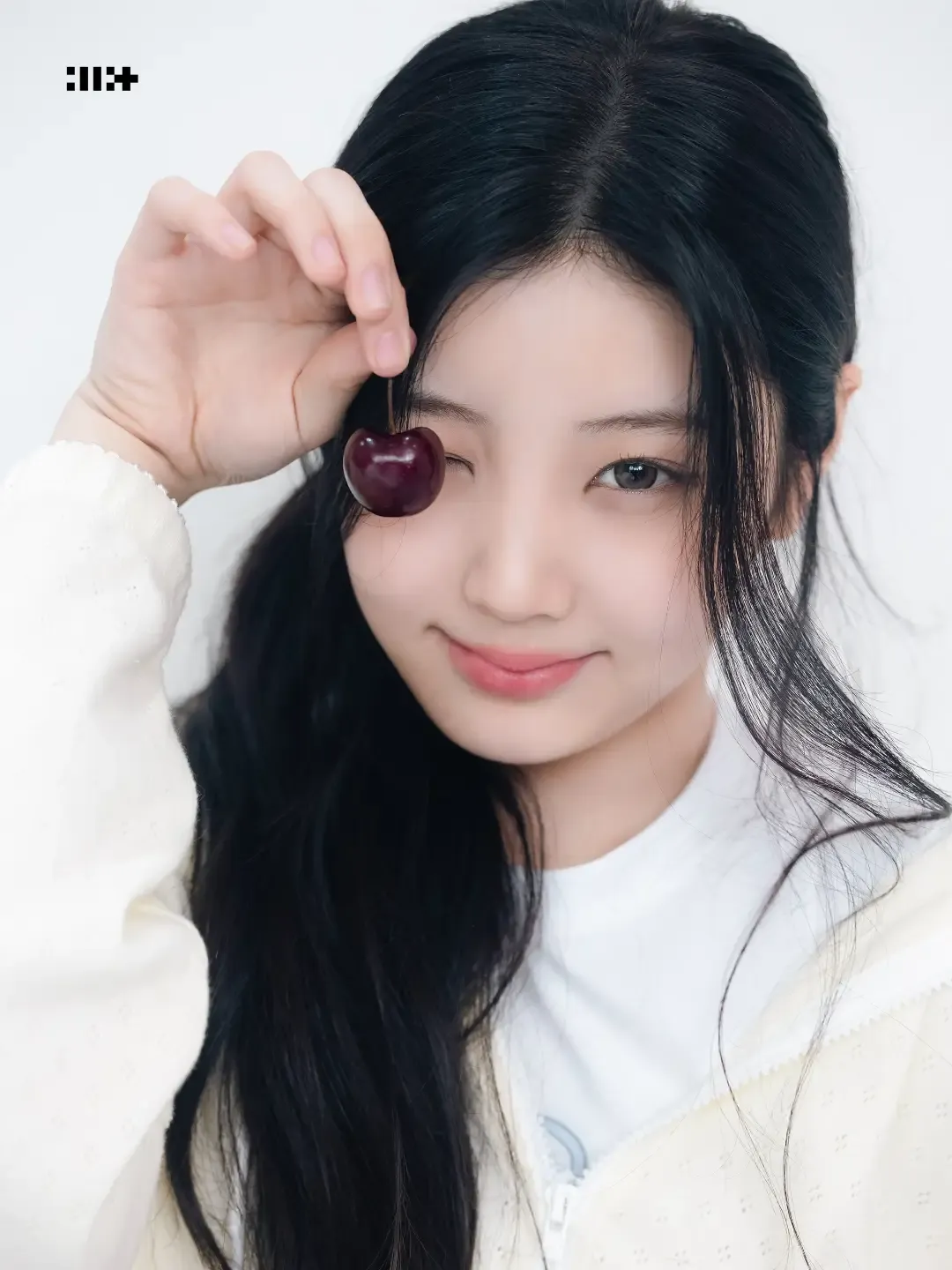 Wonhee - ILLIT 라이브 캠