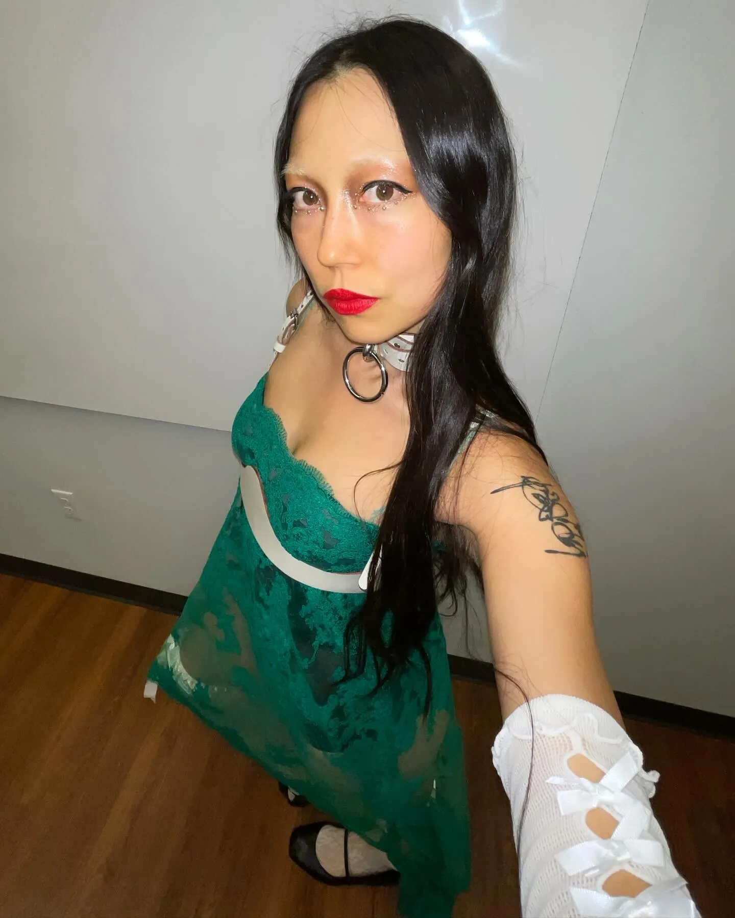 Sasami Ashworth 라이브 캠