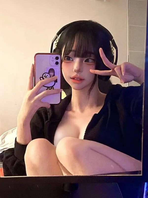 825io|사진3장 업데이트(최신 라이브 방송)