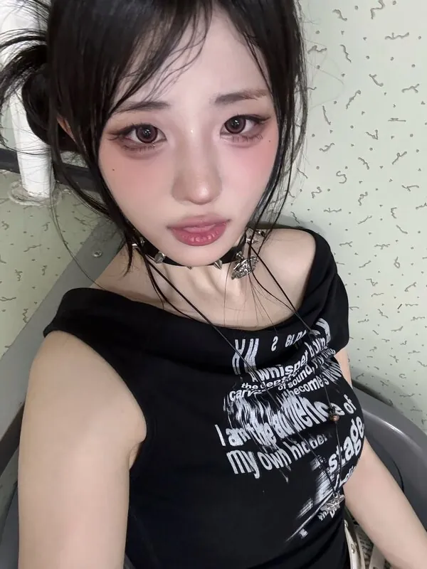 hinachan01 라이브 캠