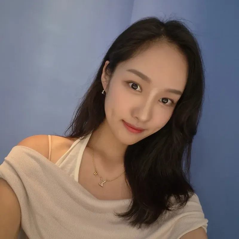 Kim Ji-ah (김지아) 라이브 캠