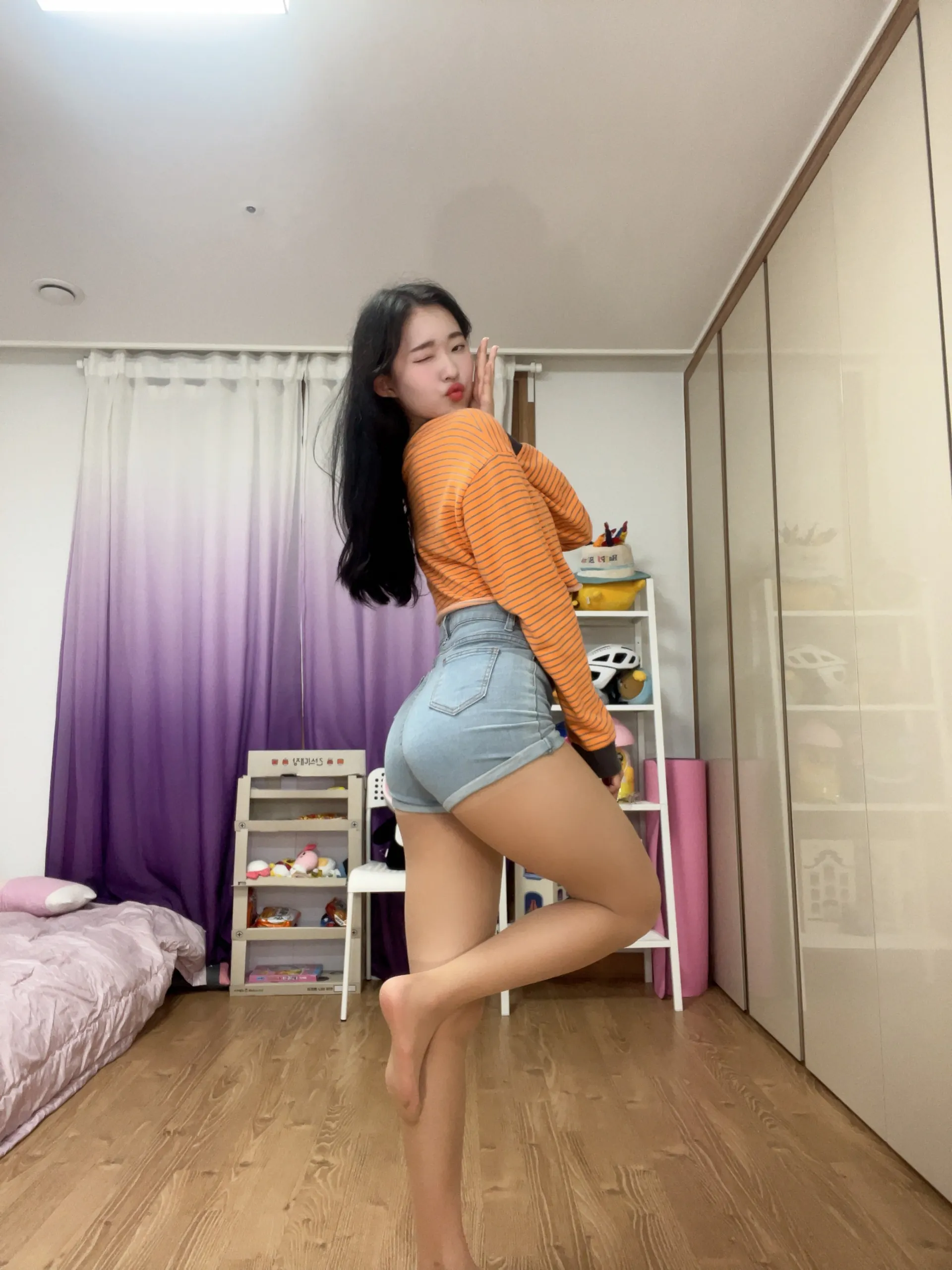 눈또 (lapq8306) 라이브 캠