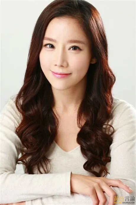 Lee Chae Dam 라이브 캠