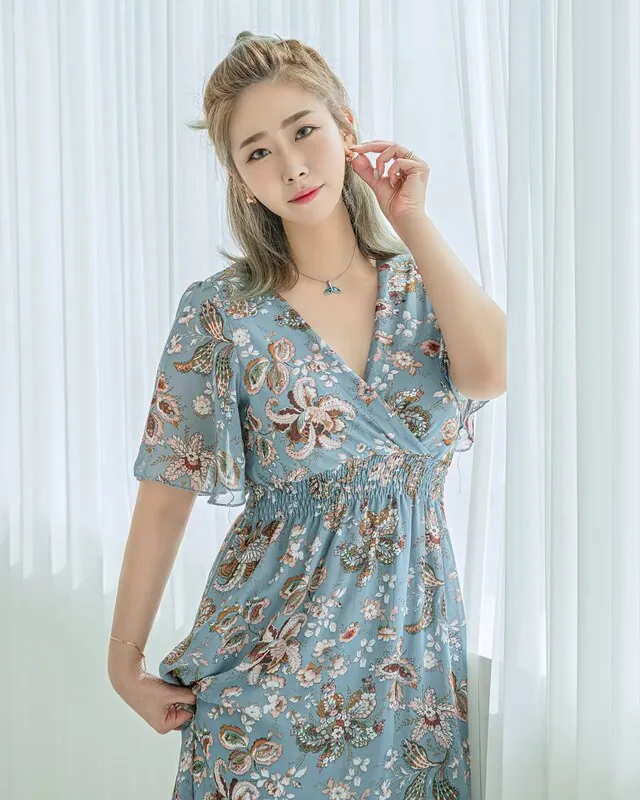 Yeon Hee 연희 라이브 캠