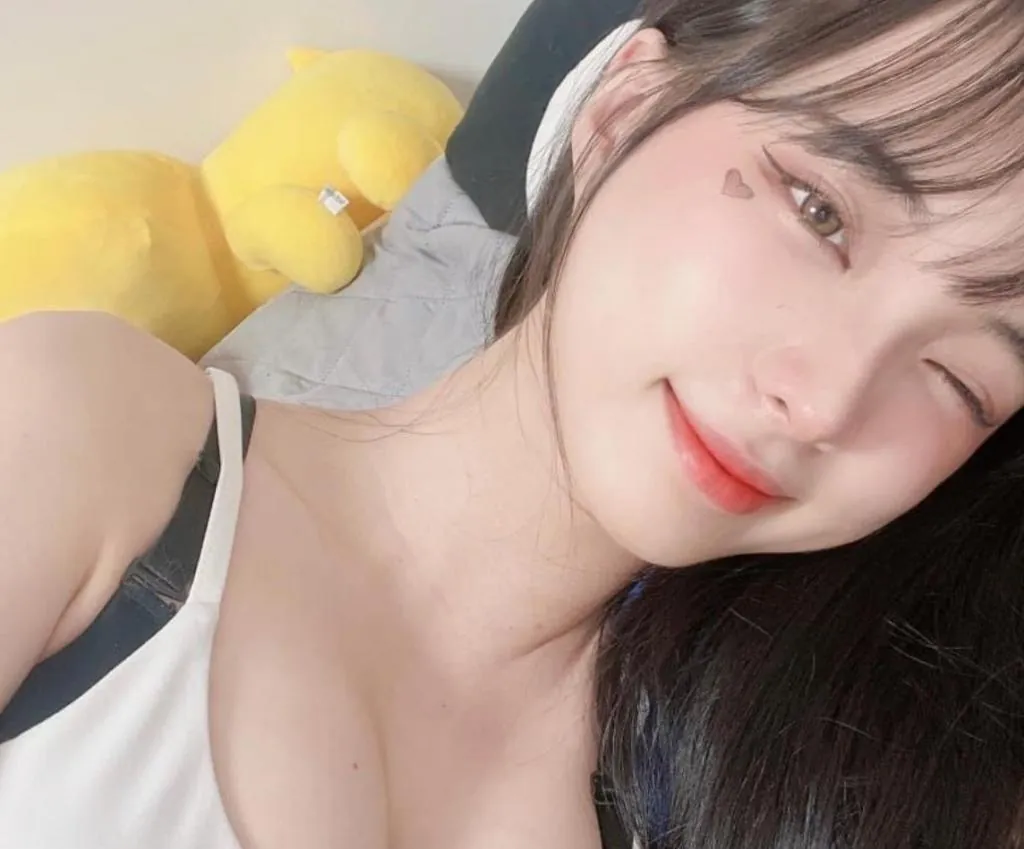 yunhee1222 라이브 캠