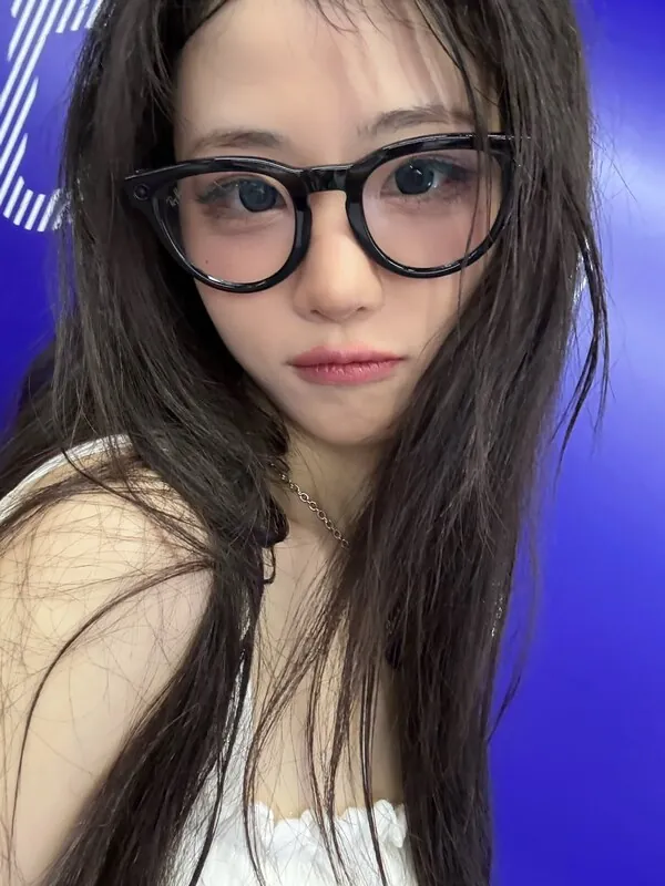 hinachan01 라이브 캠