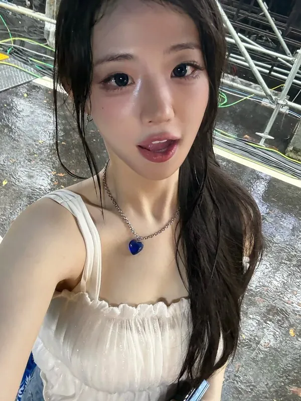 hinachan01 라이브 캠