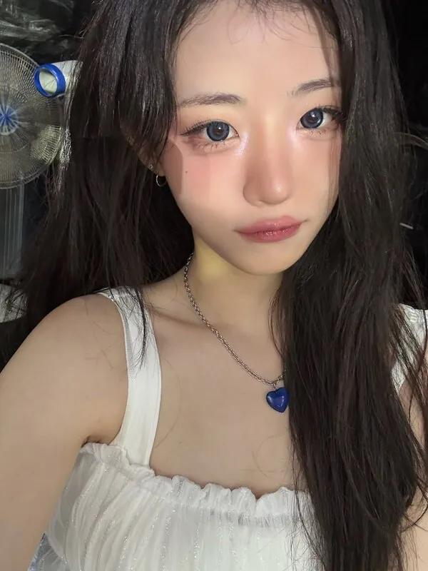 hinachan01 라이브 캠