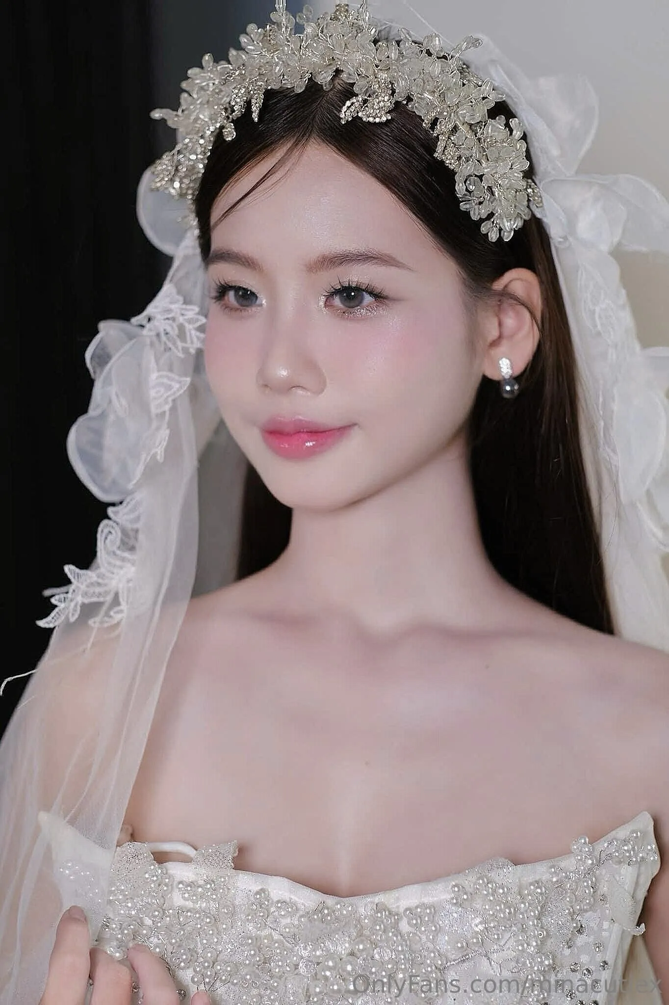 minacutiex 라이브 캠