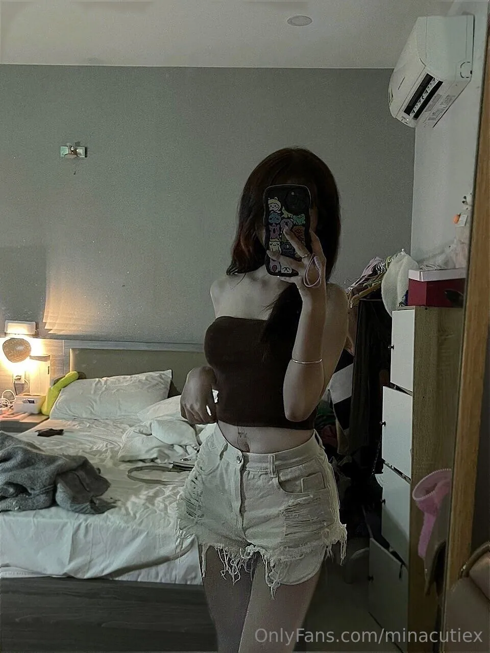 minacutiex 라이브 캠