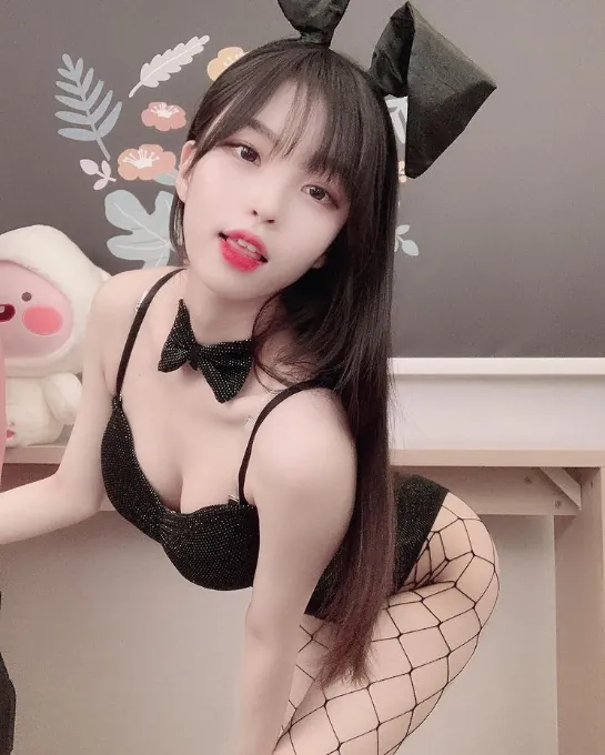 yin2618 라이브 캠